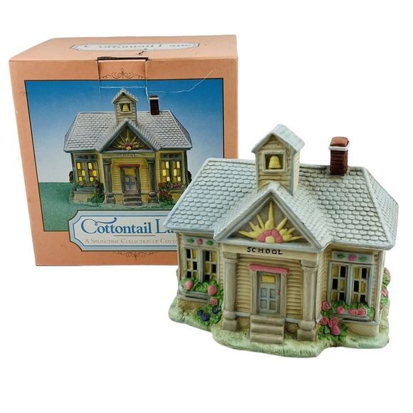 Cottontail‎ Lighted School House Easter Cottage Midwest of Cannon Falls #01378-6 - Picture 1 of 7